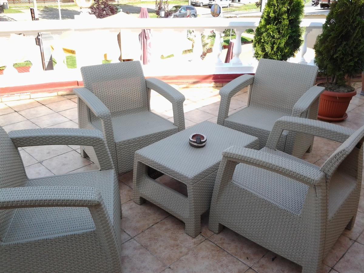 Y Panzio Bed and Breakfast Balatonlelle Eksteriør billede